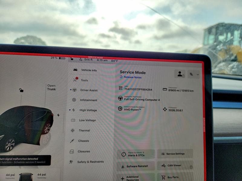 2023 TESLA MODEL Y 9