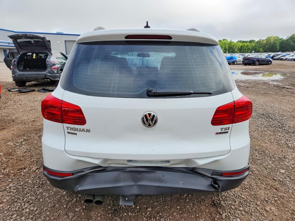 2017 VOLKSWAGEN TIGUAN S 6