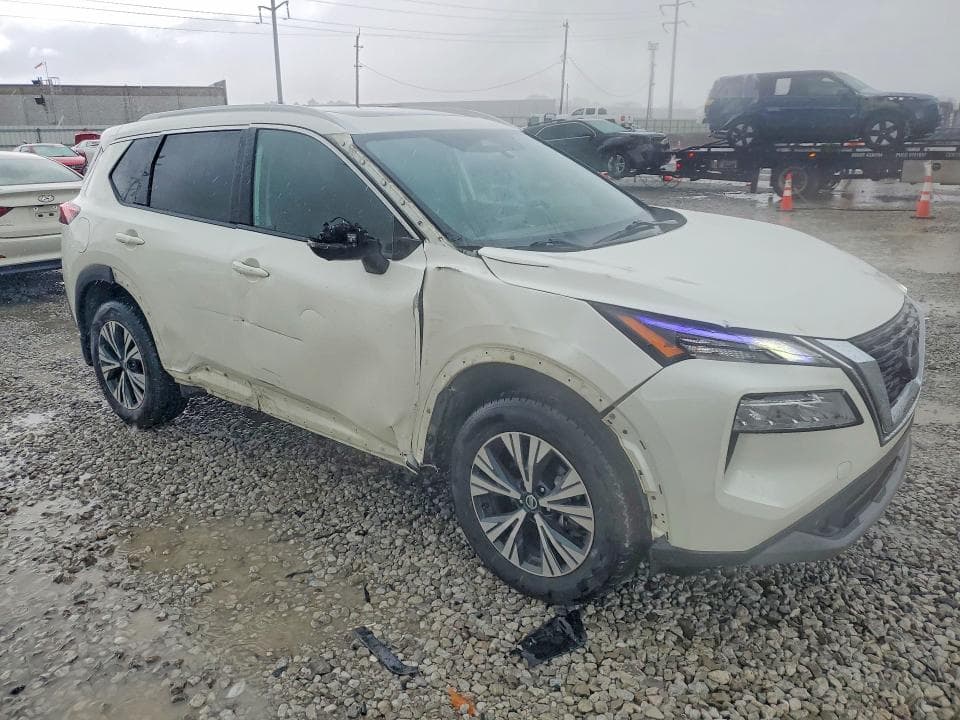 2021 NISSAN ROGUE SV 4