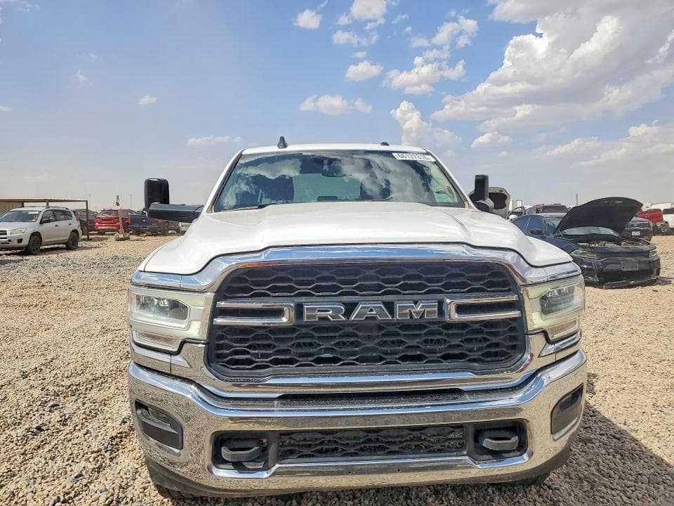 2019 RAM 2500 TRADESMAN 5
