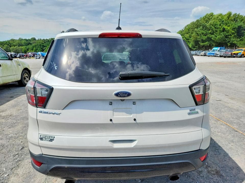 2017 FORD ESCAPE SE 6