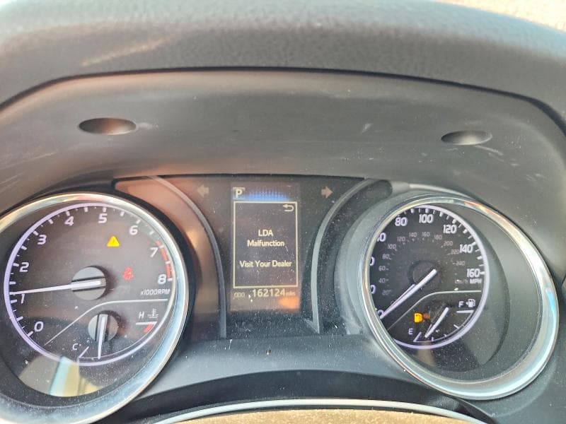2018 TOYOTA CAMRY SE 9
