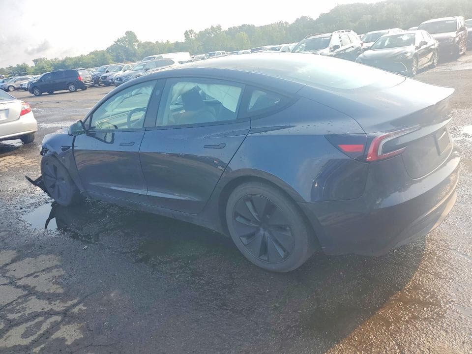 2025 TESLA MODEL 3 2