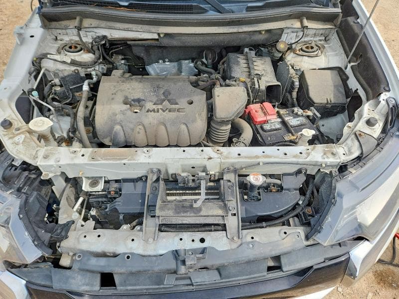2017 MITSUBISHI OUTLANDER ES 11