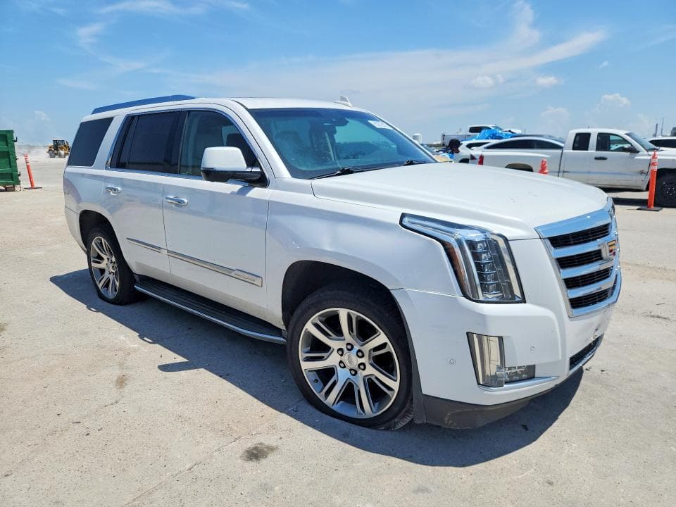 2017 CADILLAC ESCALADE LUXURY 4