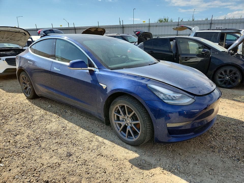 2020 TESLA MODEL 3 4