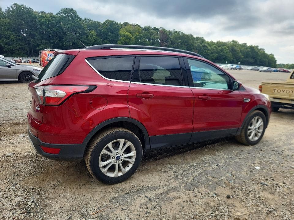 2017 FORD ESCAPE SE 3