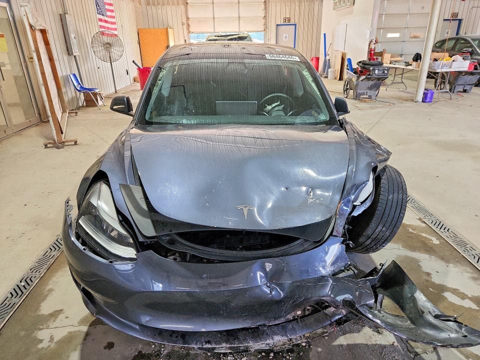 2023 TESLA MODEL 3 5