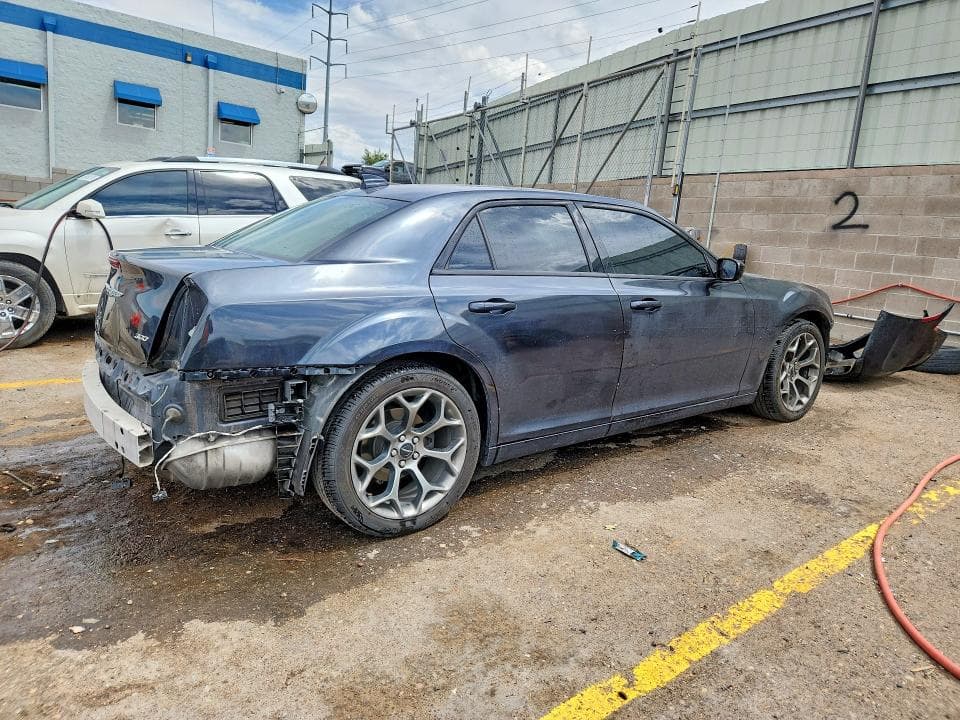 2018 CHRYSLER 300 TOURING 3