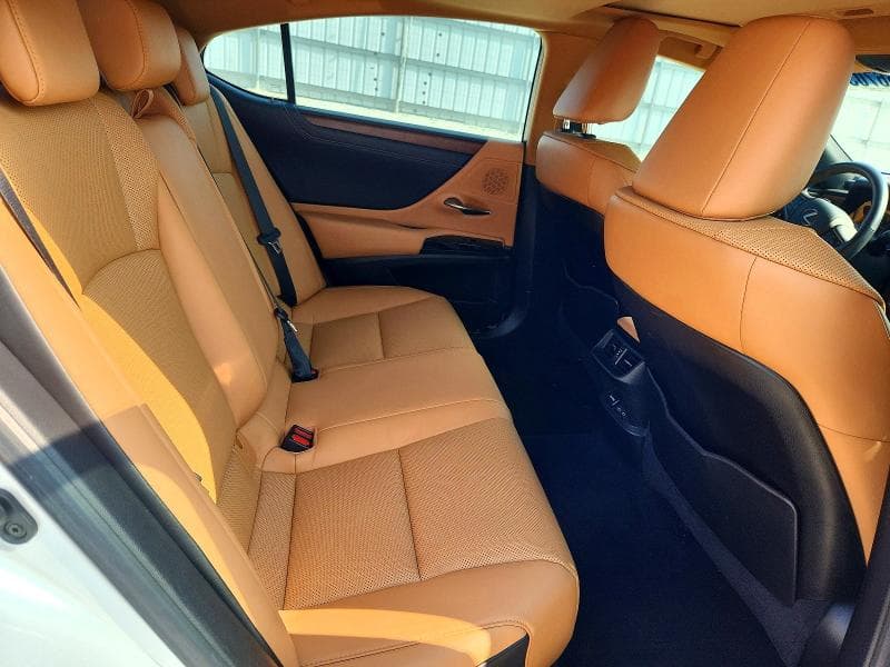 2022 LEXUS ES 350 BASE 10