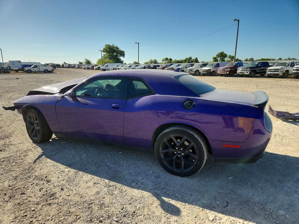 2019 DODGE CHALLENGER SXT 2