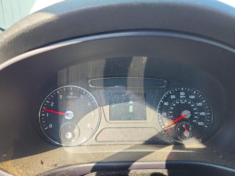 2017 KIA SORENTO LX 9