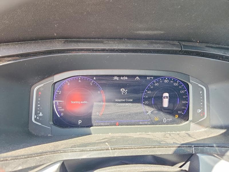 2022 VOLKSWAGEN TAOS SEL 9
