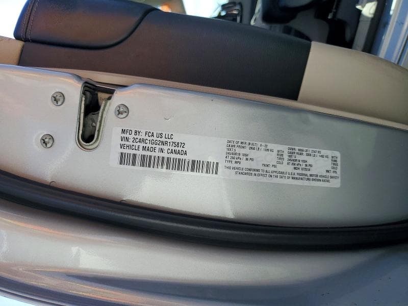 2022 CHRYSLER PACIFICA LIMITED 13