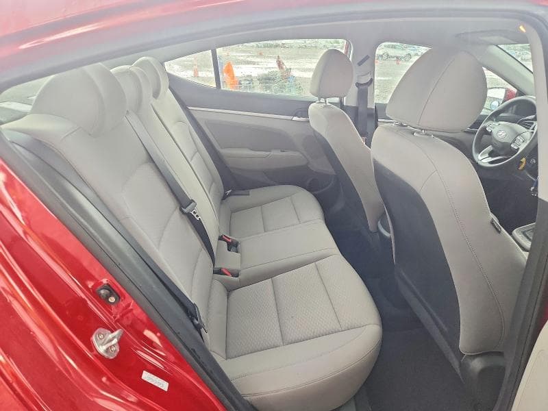 2020 HYUNDAI ELANTRA SEL 10