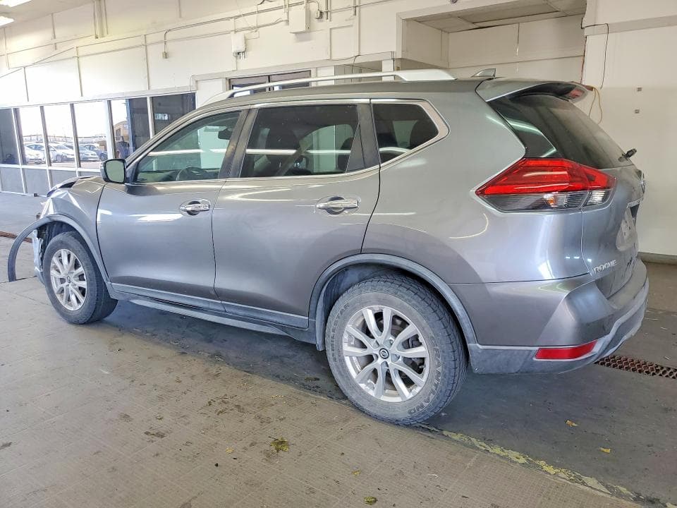2017 NISSAN ROGUE SV 2