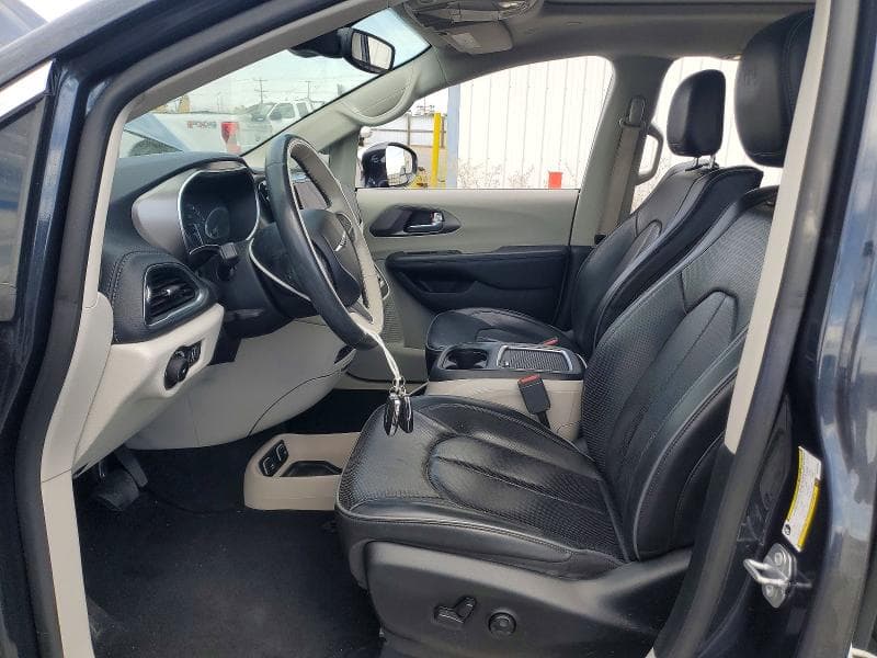 2019 CHRYSLER PACIFICA LIMITED 7