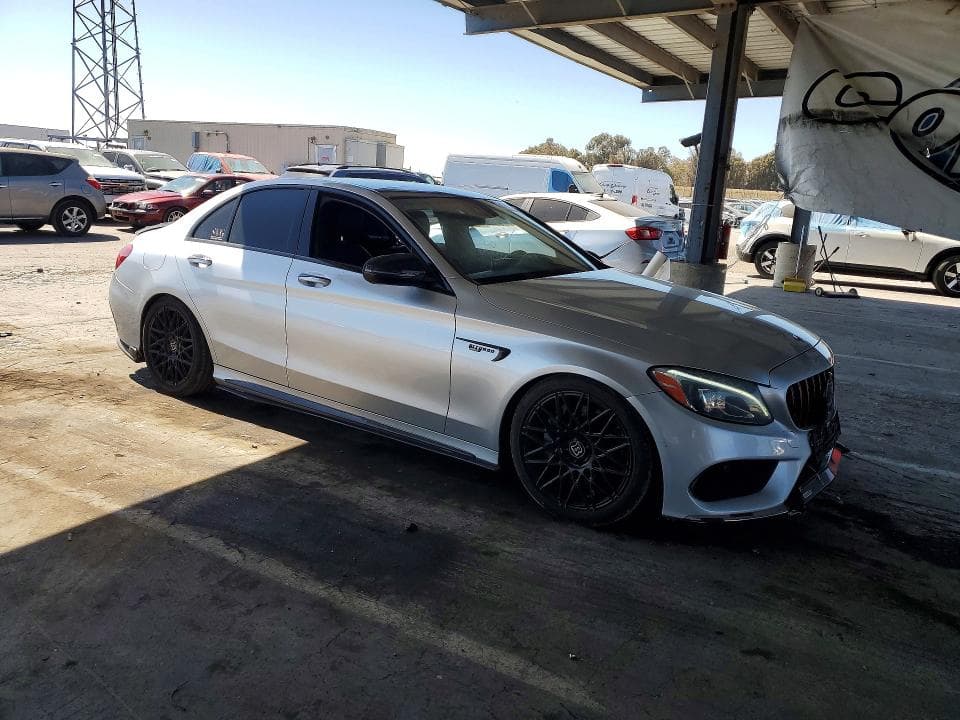 2017 MERCEDES-BENZ C 300 4