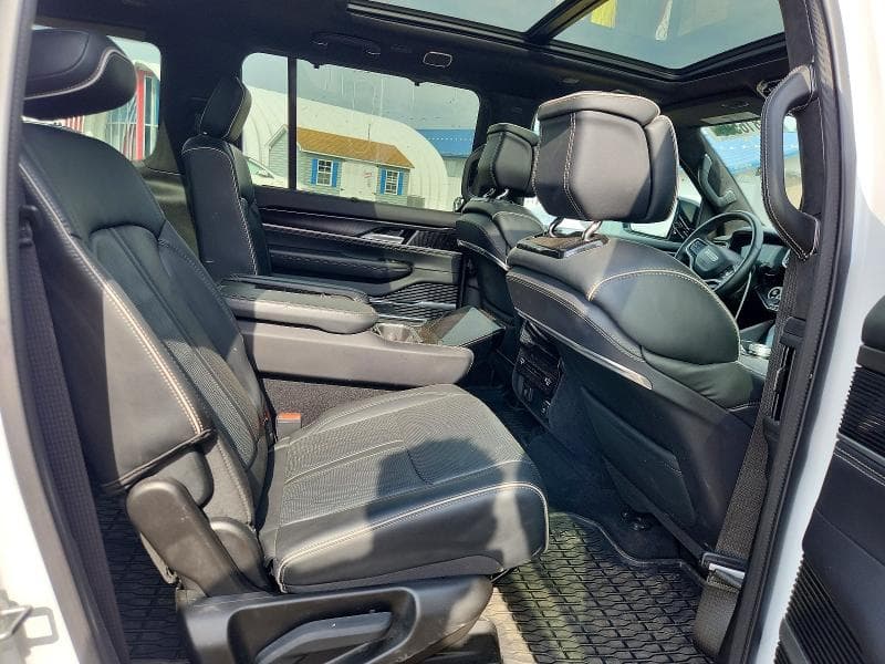 2024 JEEP GRAND WAGONEER L SERIES II 11