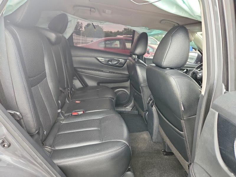2019 NISSAN ROGUE SL 10