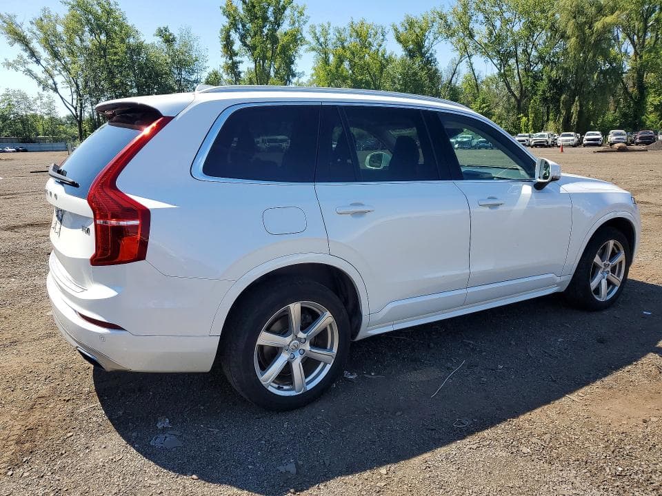 2020 VOLVO XC90 T6 MOMENTUM 3