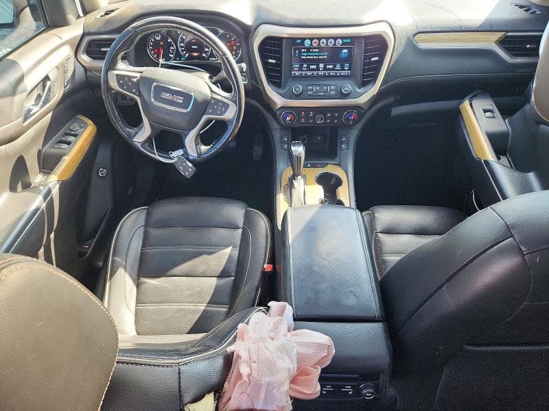 2019 GMC ACADIA DENALI 8