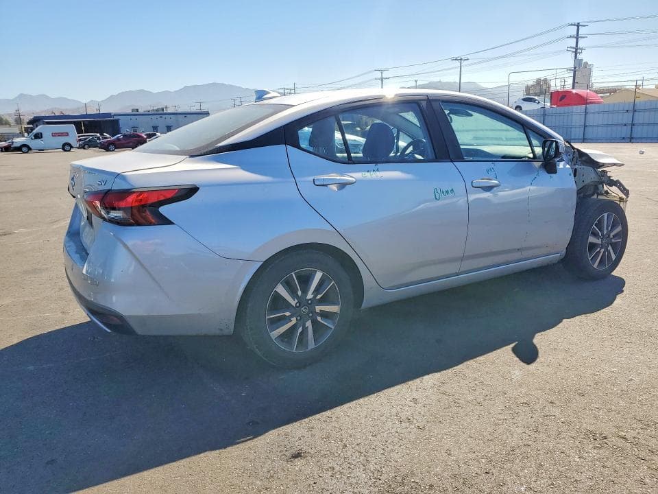 2021 NISSAN VERSA SV 3