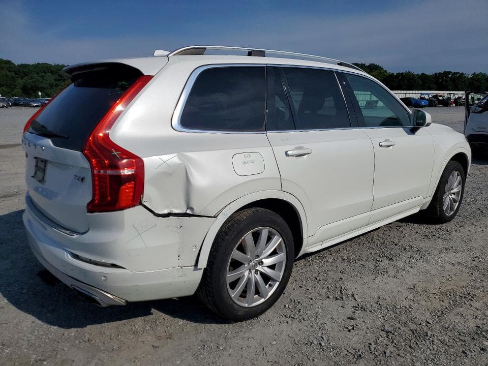 2017 VOLVO XC90 T6 3