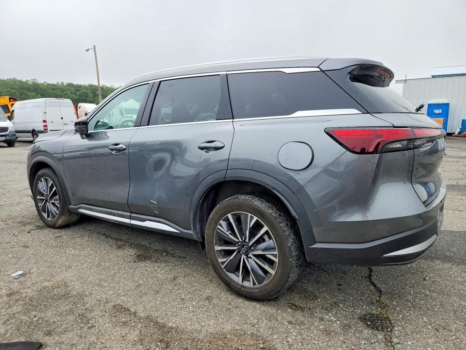 2026 INFINITI QX60 LUXE 2