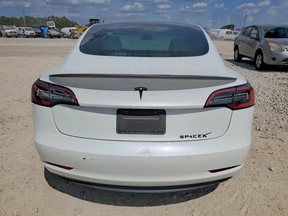 2021 TESLA MODEL 3 6