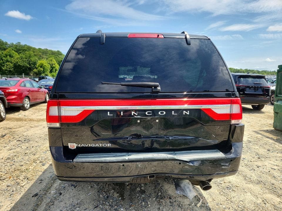 2017 LINCOLN NAVIGATOR SELECT 6