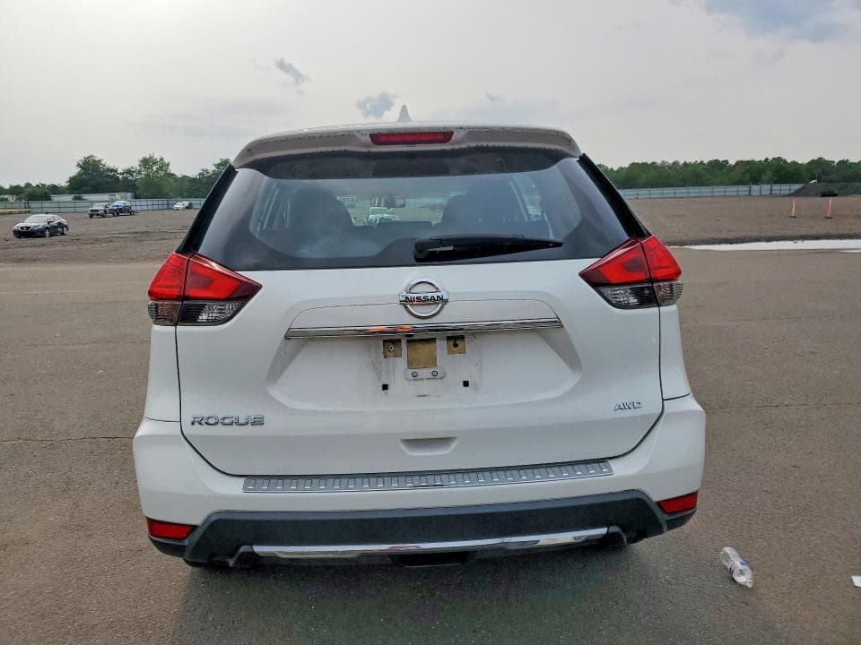 2017 NISSAN ROGUE S 6