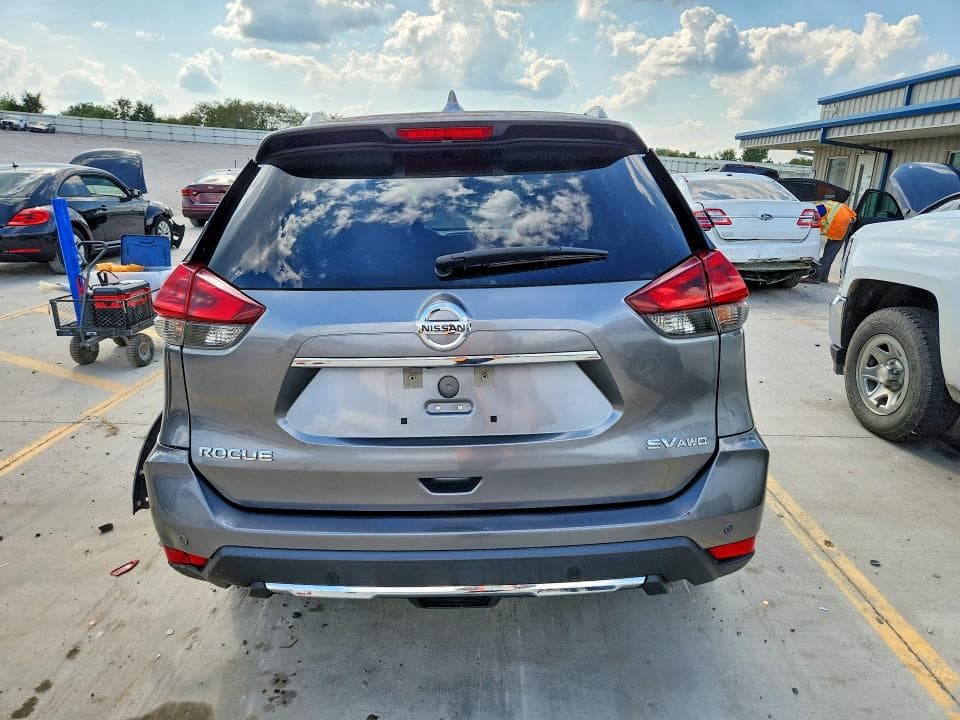 2020 NISSAN ROGUE SV 6