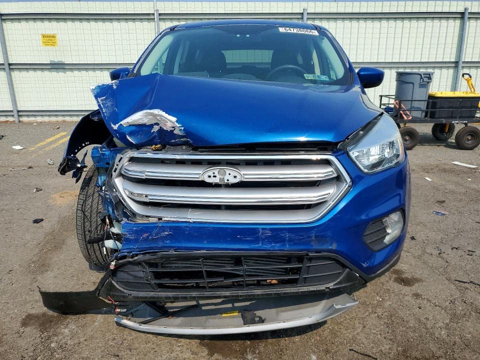2017 FORD ESCAPE SE 5