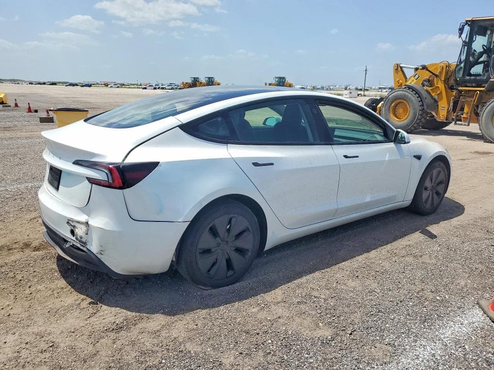 2024 TESLA MODEL 3 3