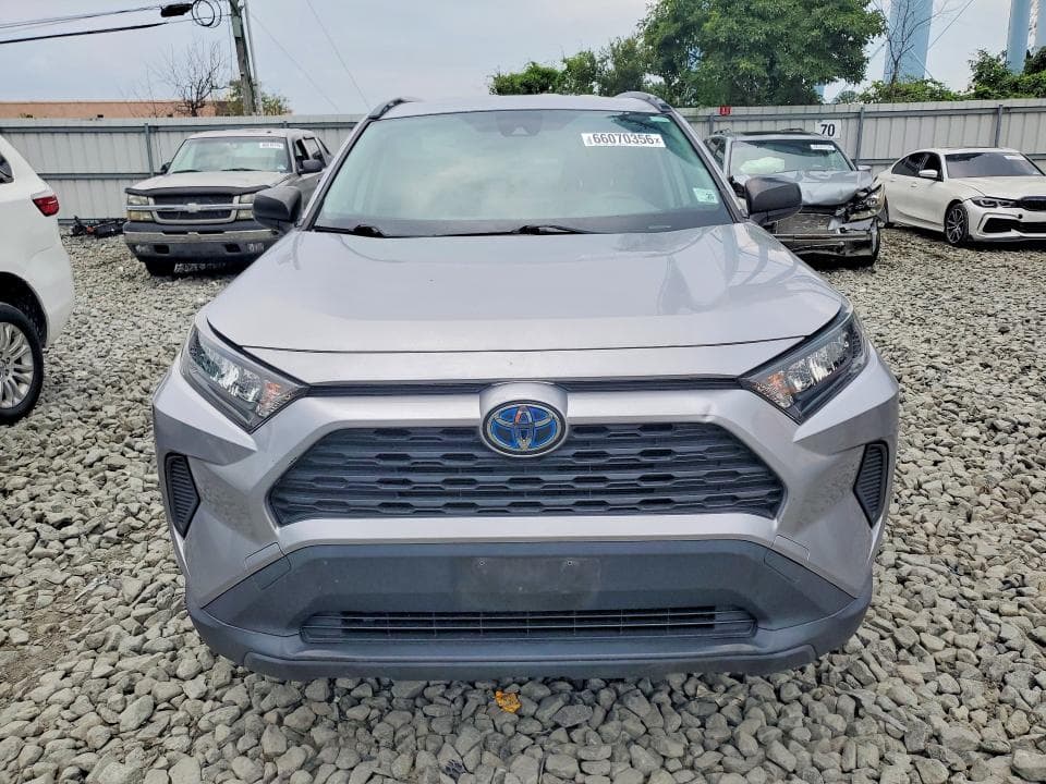 2021 TOYOTA RAV4 LE 5