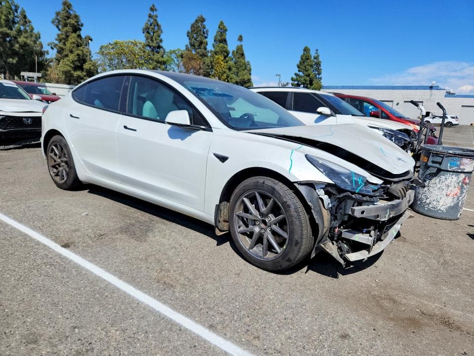 2023 TESLA MODEL 3 4
