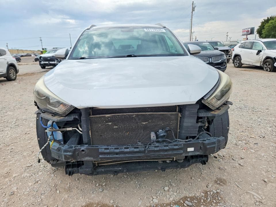 2017 HYUNDAI TUCSON SE 5
