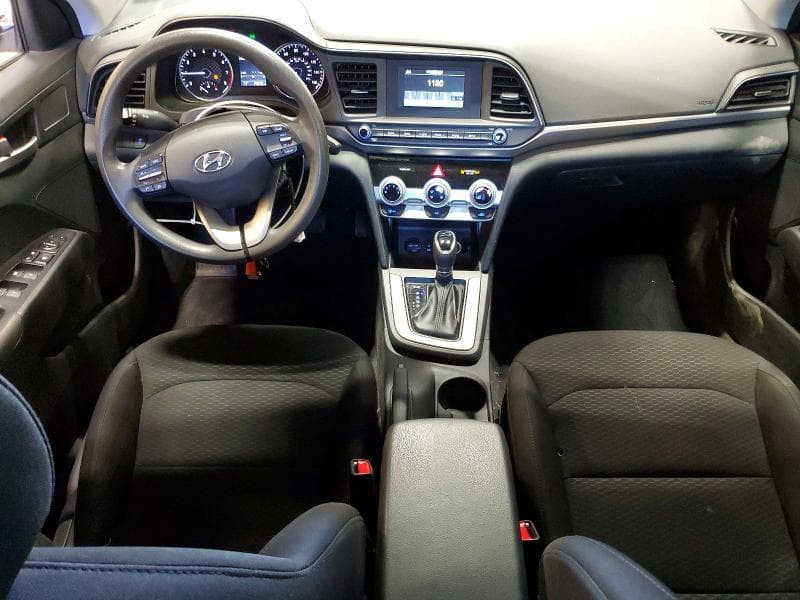 2019 HYUNDAI ELANTRA SE 8