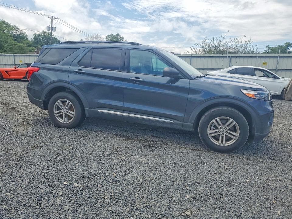 2023 FORD EXPLORER XLT 4
