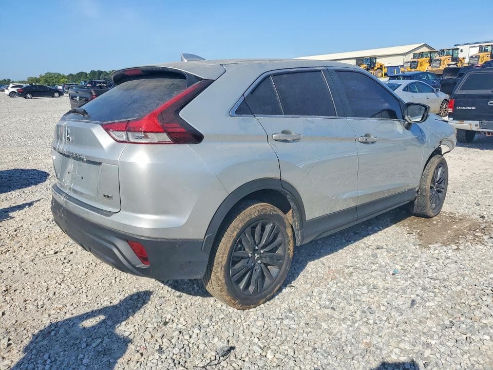 2024 MITSUBISHI ECLIPSE CROSS LE 3