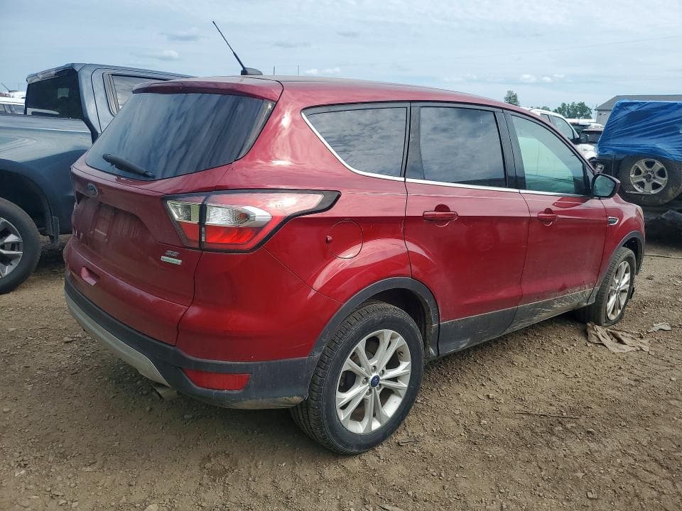 2017 FORD ESCAPE SE 3