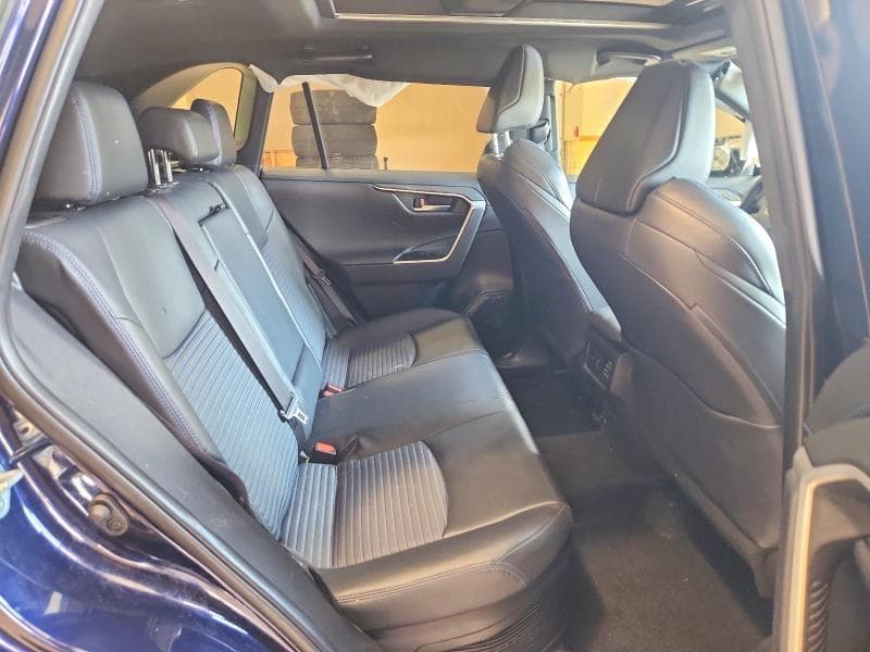 2019 TOYOTA RAV4 XSE 11