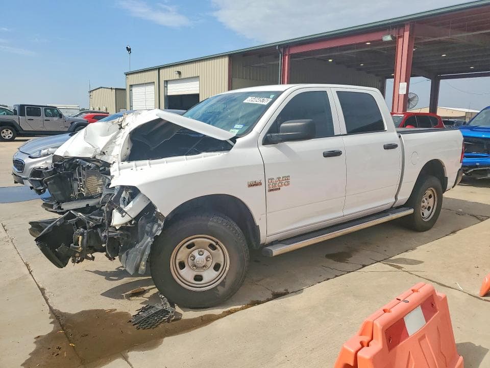 2019 RAM 1500 CLASSIC TRADESMAN - 1