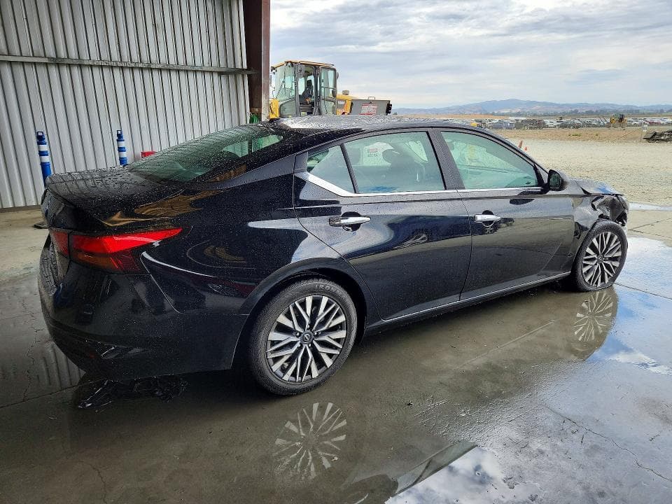 2025 NISSAN ALTIMA SV 3