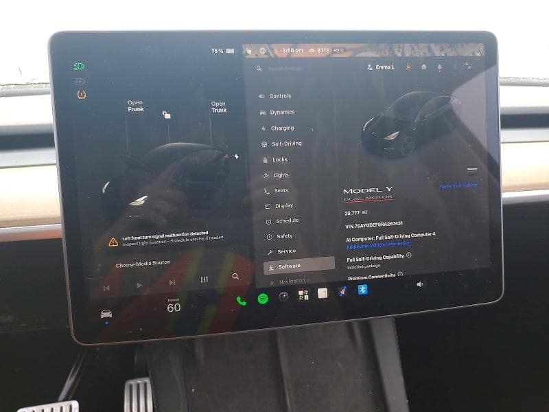 2024 TESLA MODEL Y 9