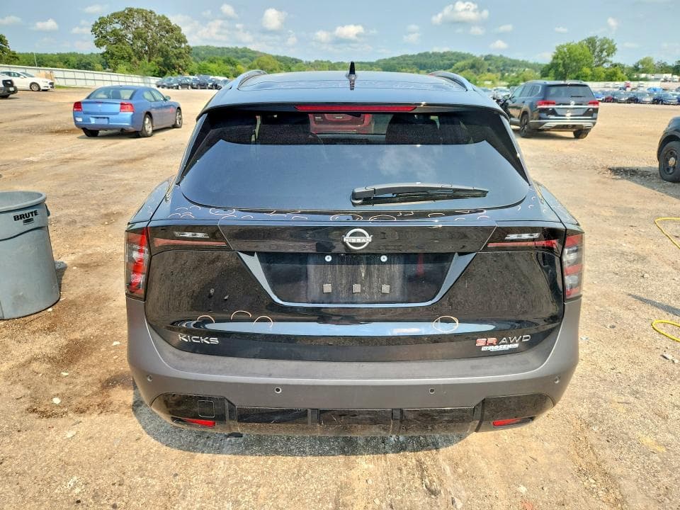 2025 NISSAN KICKS SR 6