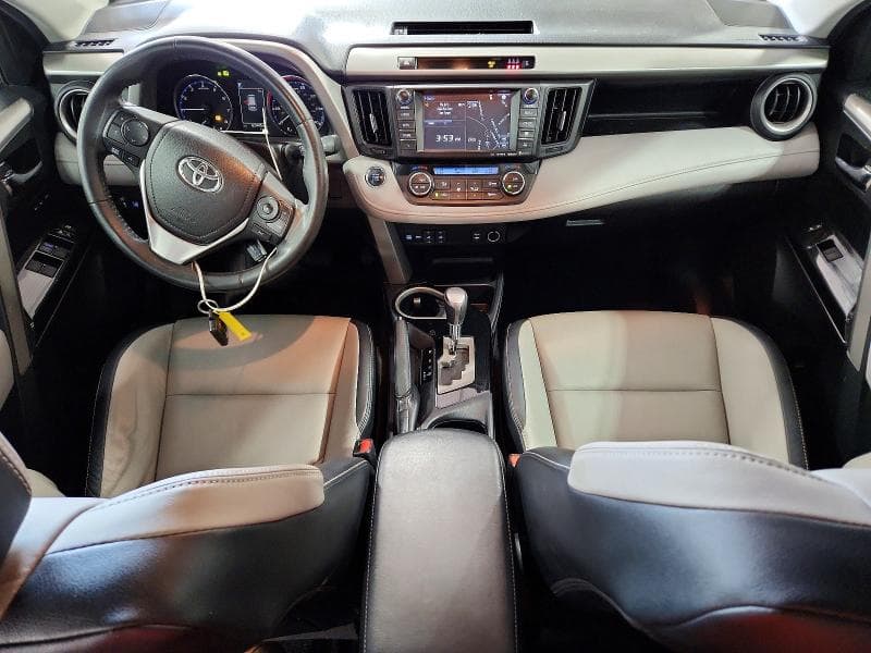 2017 TOYOTA RAV4 LIMITED 8