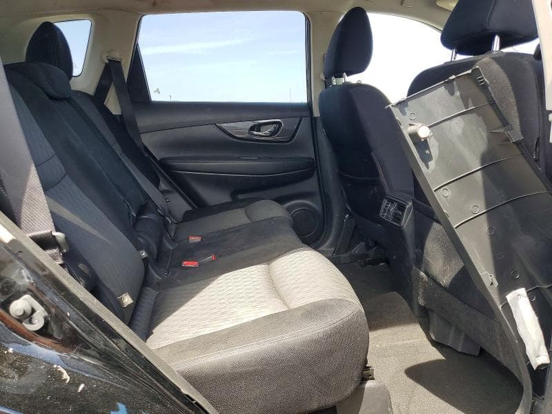 2017 NISSAN ROGUE SV 11