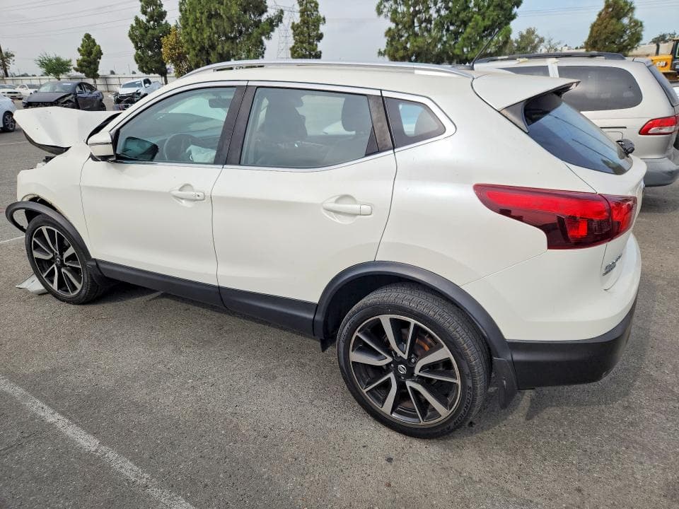 2017 NISSAN ROGUE SPORT SL 2